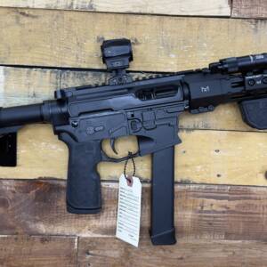 Shark Coast Tactical SCC06711SPBO9 Sneaky Pete 9mm Luger 30+1 5.50" Black Melonite Threaded Barrel, Black Cerakote Receiver, SB Tactical SBA3 Brace